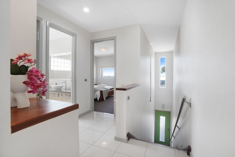 32a Sackville St