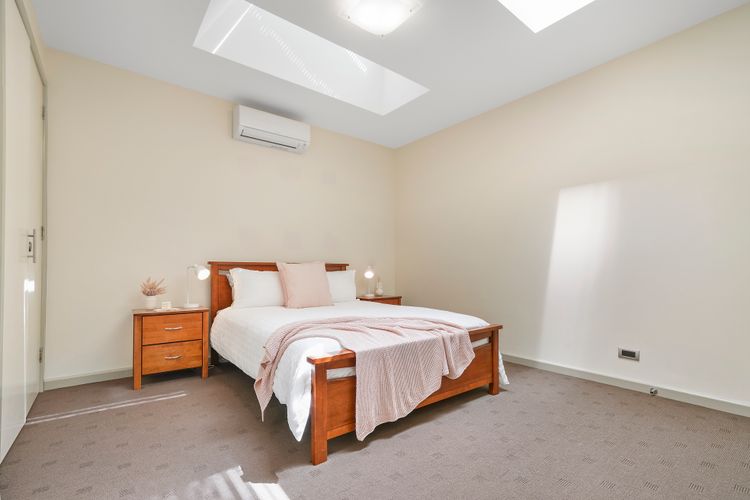 32a Sackville St