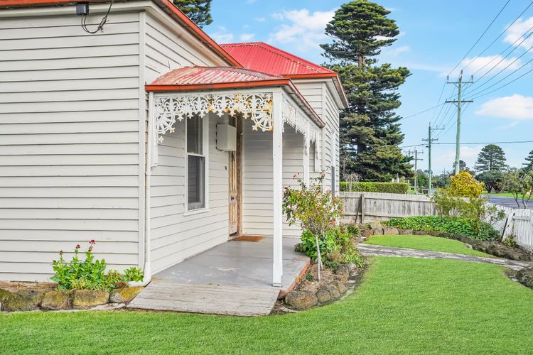 Hewlett Cottage