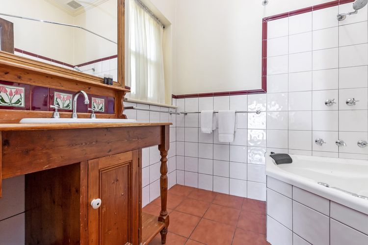 Fairholme Apartment