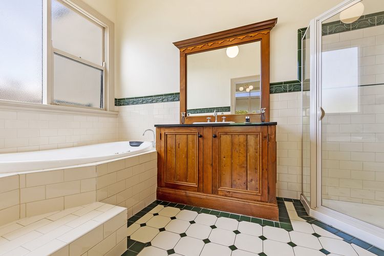 Fairholme Townhouse
