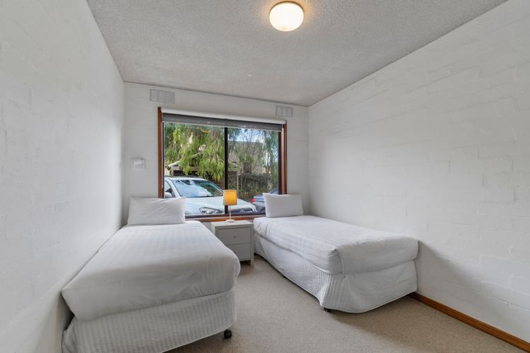 Eastern Beach Unit 1