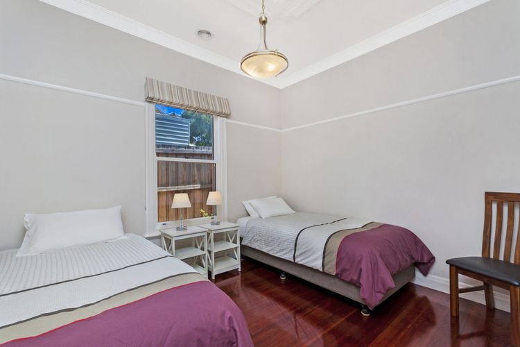 Merri Place