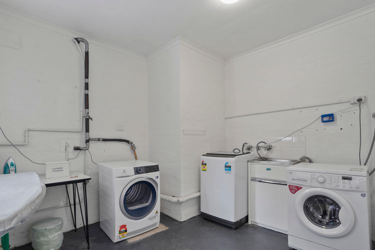 Eastern Beach Unit 3