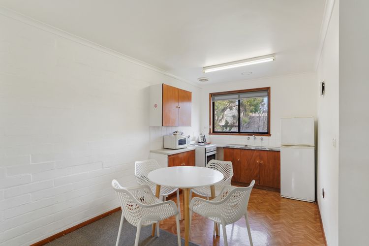 Eastern Beach Unit 4