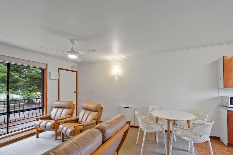 Eastern Beach Unit 5