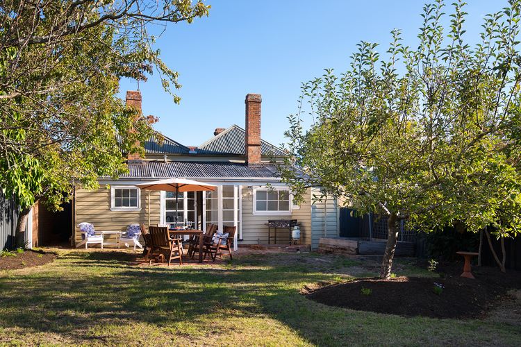 Albert Cottage