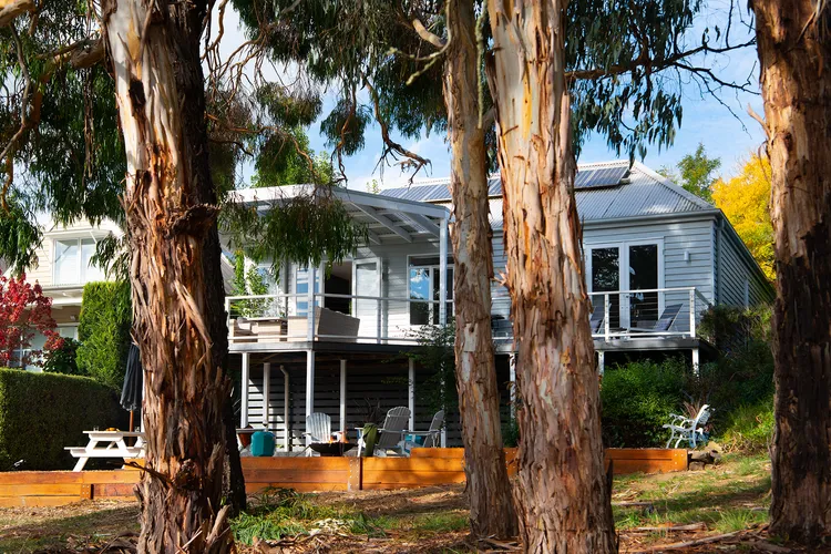 Vue Lake Daylesford Villa
