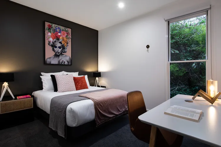 Vue Lake Daylesford Villa