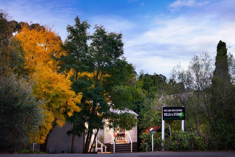 Vue Lake Daylesford Studio