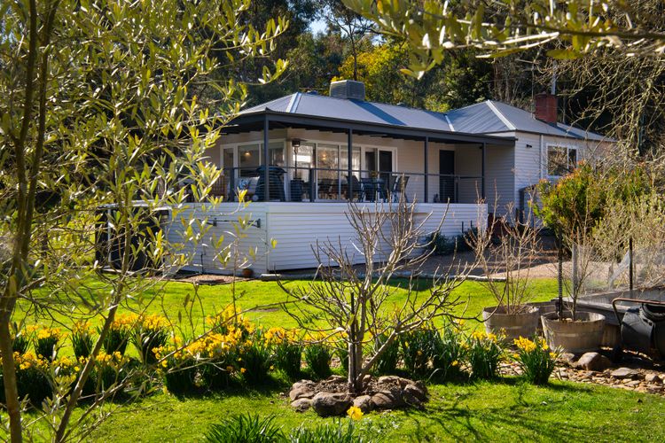 Hepburn Springs Retreat