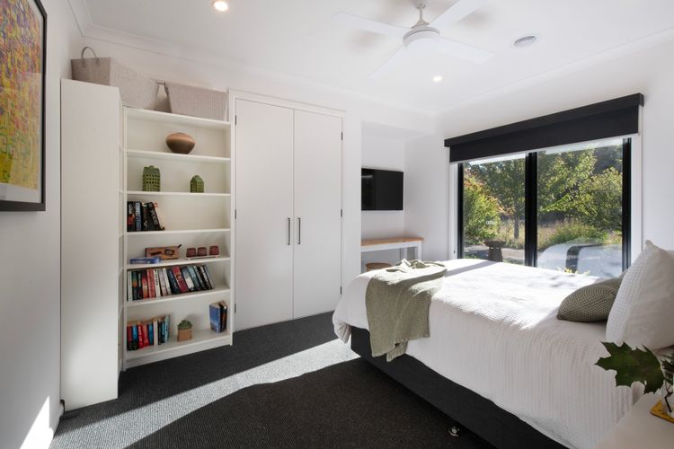 Cosy Edge Studio