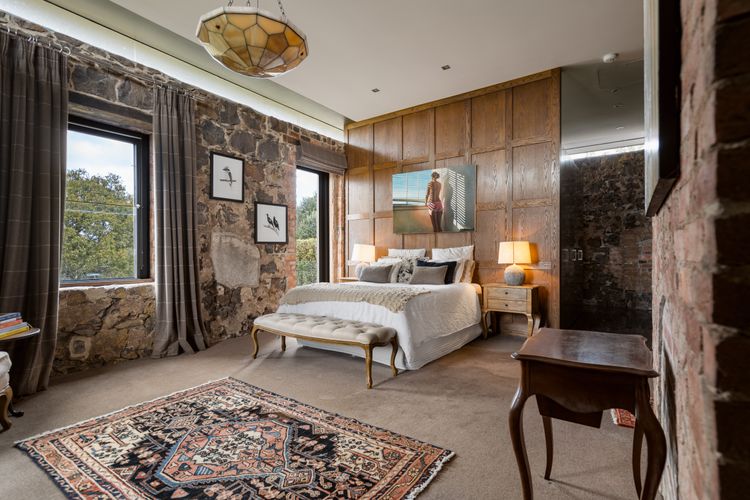 Vale Hill House