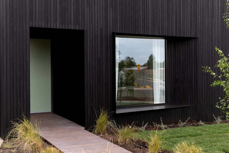 Onyx House