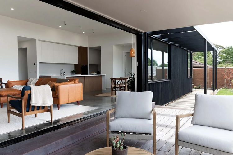 Onyx House