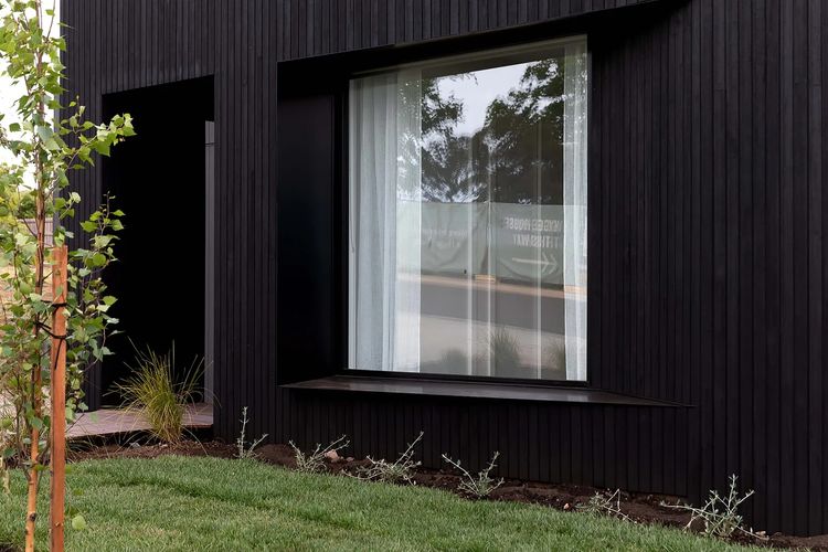Onyx House