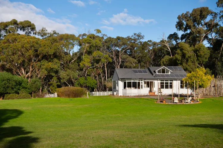Hepburn Woodland Retreat