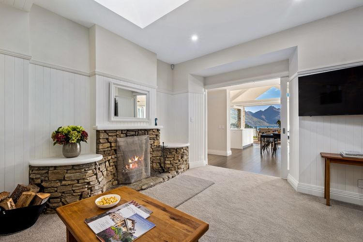 Stonehill Villa – 5 Bed