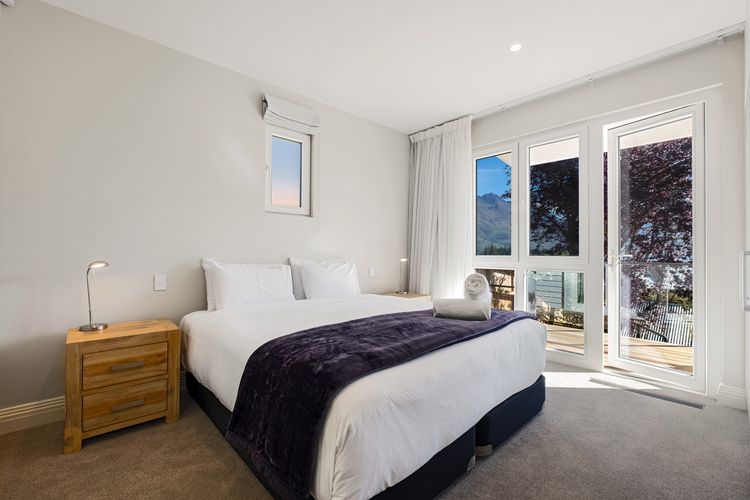 Stonehill Villa – 5 Bed