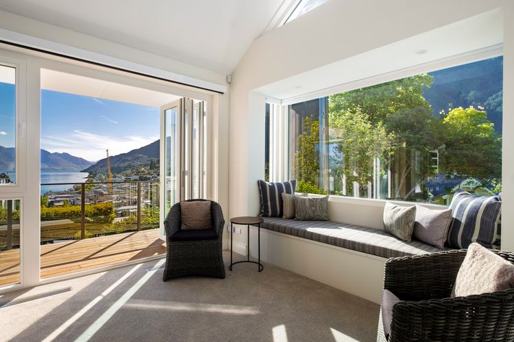 Stonehill Villa – 5 Bed