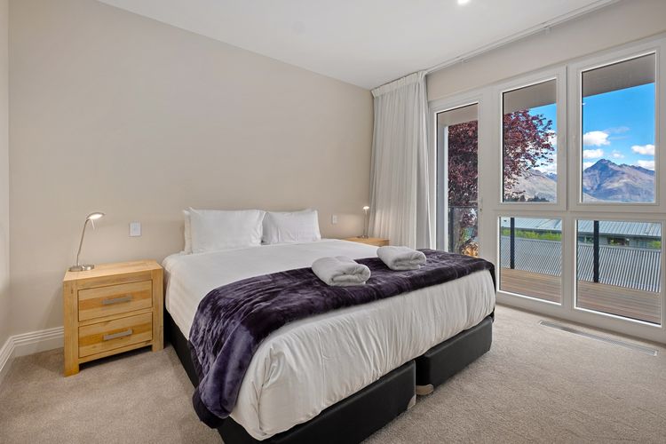 Stonehill Villa – 3 Bed