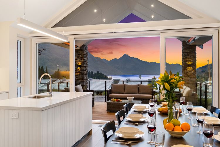 Stonehill Villa – 3 Bed