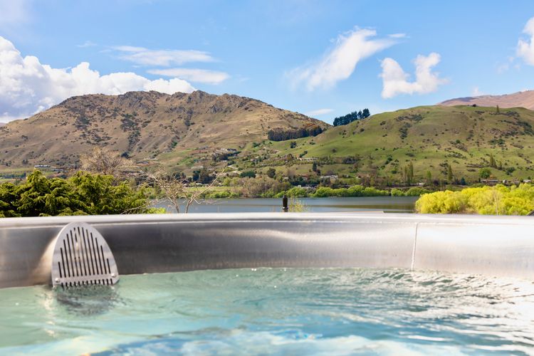 Hayes Cottage | Bravo