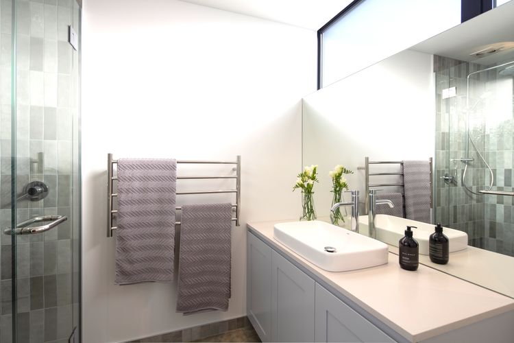 Hayes Cottage | Bravo