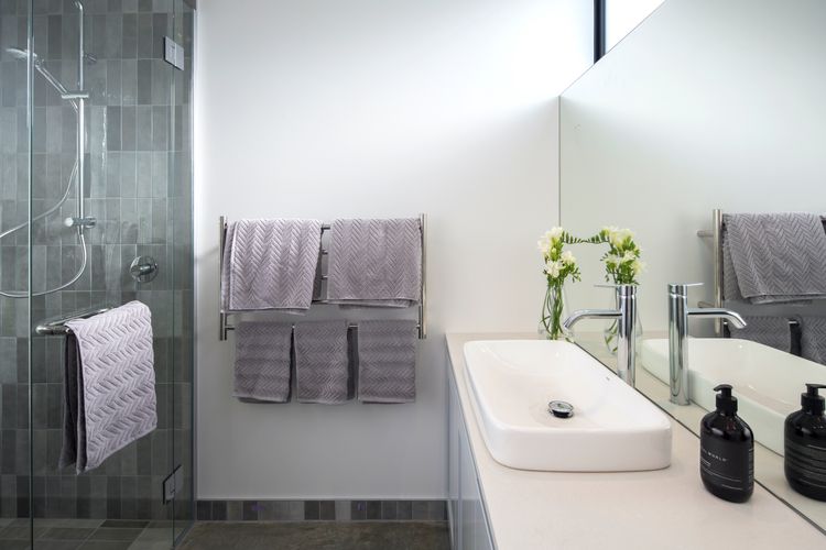 Hayes Cottage | Charlie