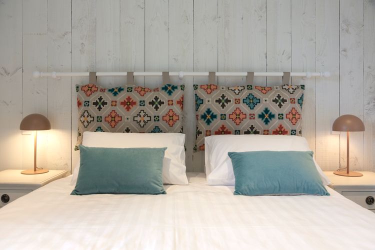 Hayes Cottage | Charlie