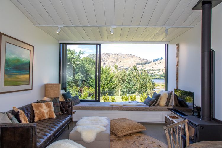 Hayes Cottage | Delta