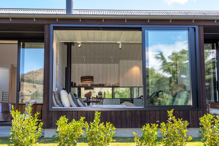 Hayes Cottage | Delta