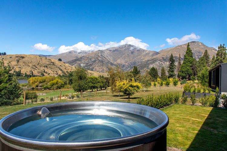 Hayes Cottage | Delta