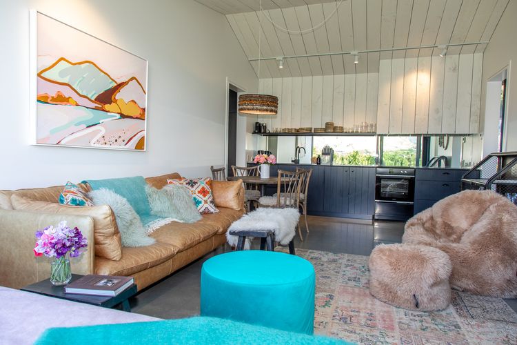 Hayes Cottage | Foxtrot