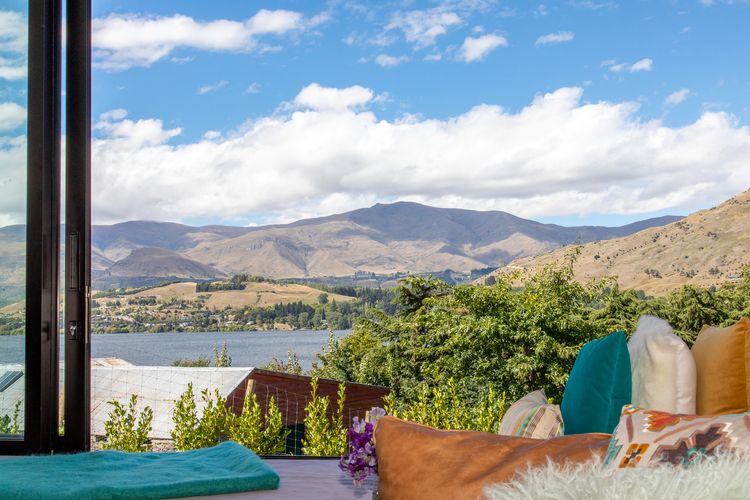 Hayes Cottage | Foxtrot