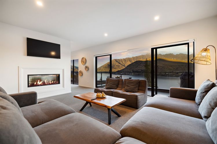 St Matthews Views – Walter