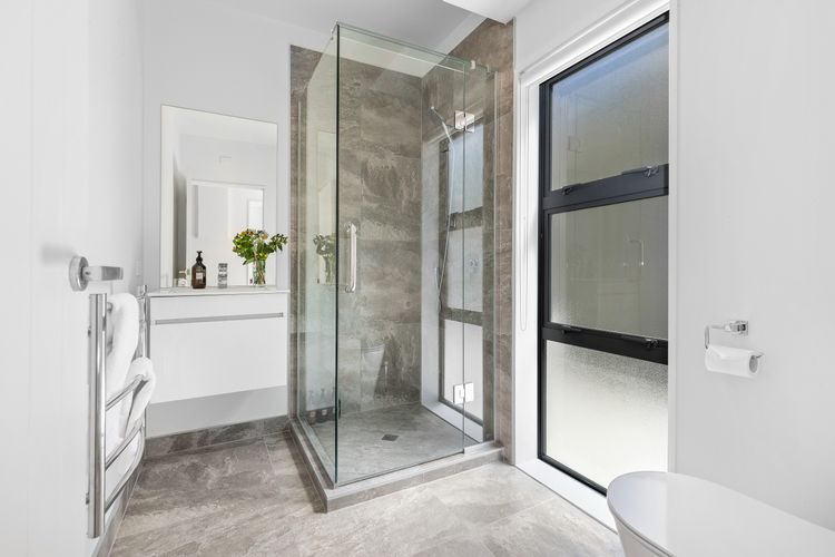 St Matthews Views – Walter