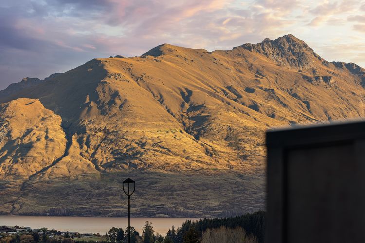 St Matthews Views – Walter