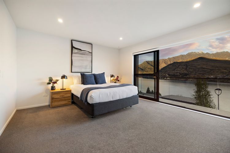 St Matthews Views – Walter