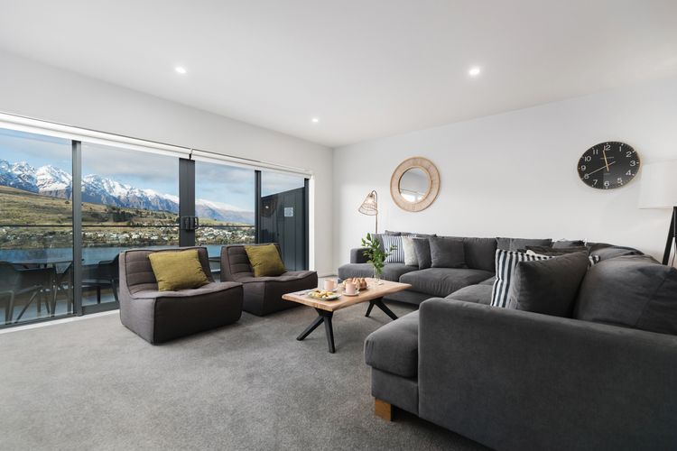 St Matthews Views – Walter