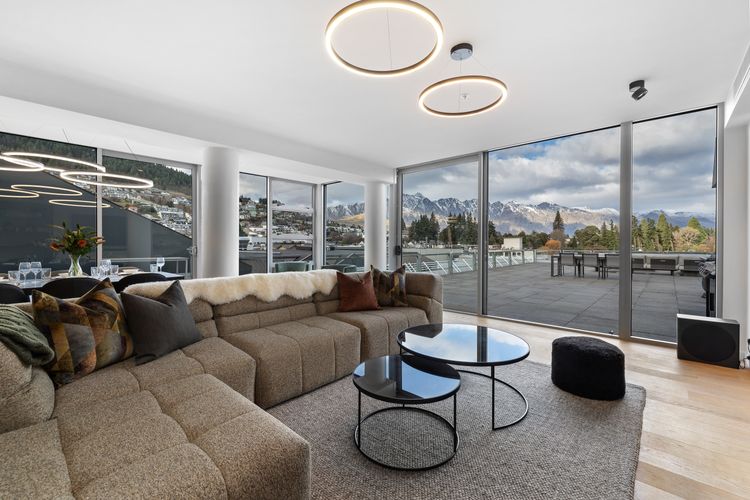 The Essence of Queenstown
