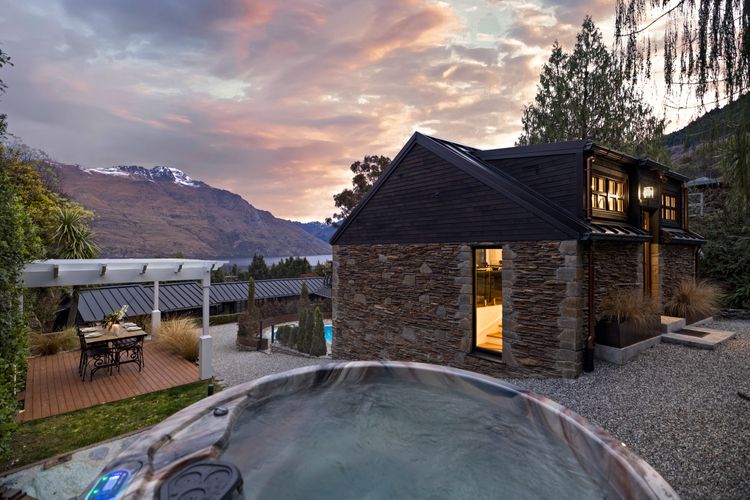Alpine Cottage