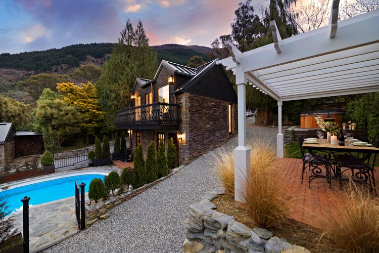 Alpine Cottage