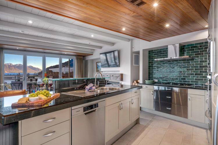 The Ballarat Apartment