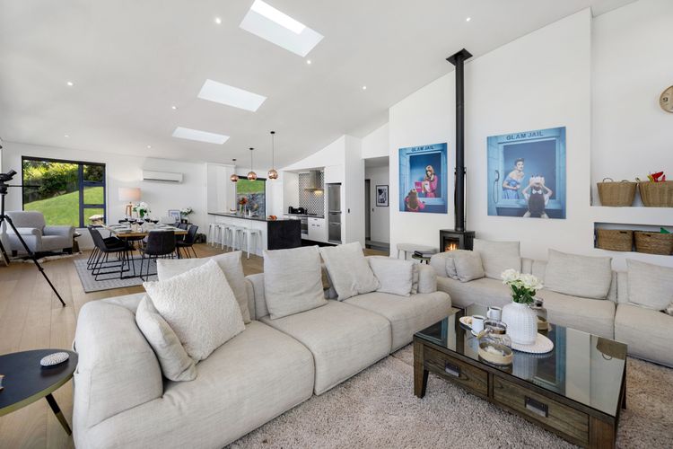 Vanda Heights