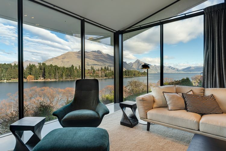 Lakeside on Park Street Queenstown