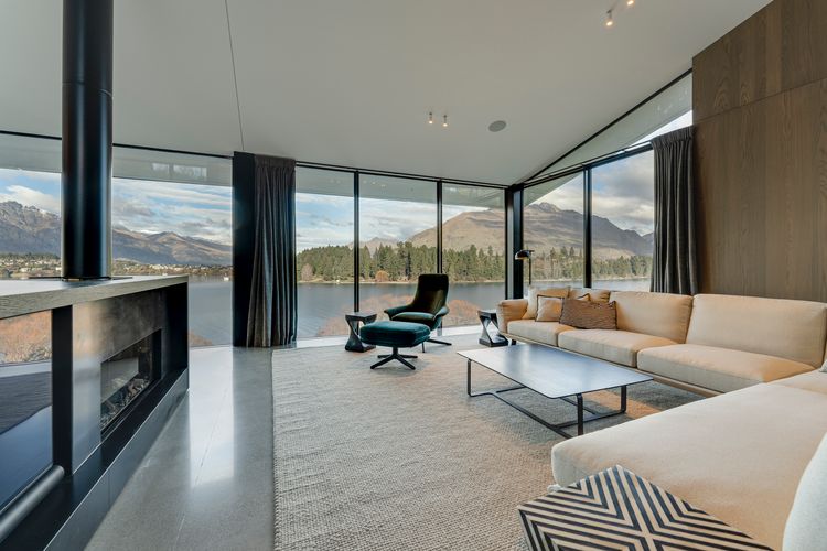 Lakeside on Park Street Queenstown