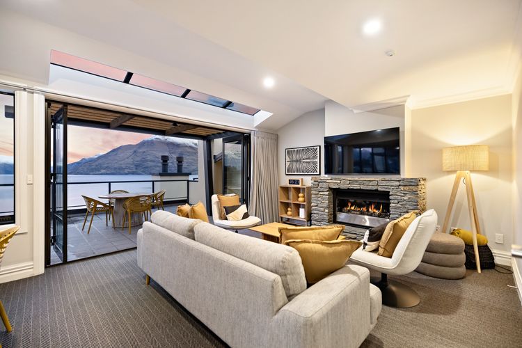 Beacon Penthouse 1006 – 4 Bed