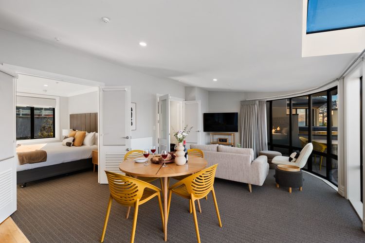 Beacon Sky Suite 1008 – 2 Bed