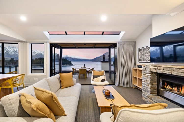 Beacon Sky Suite 1006 – 2 Bed